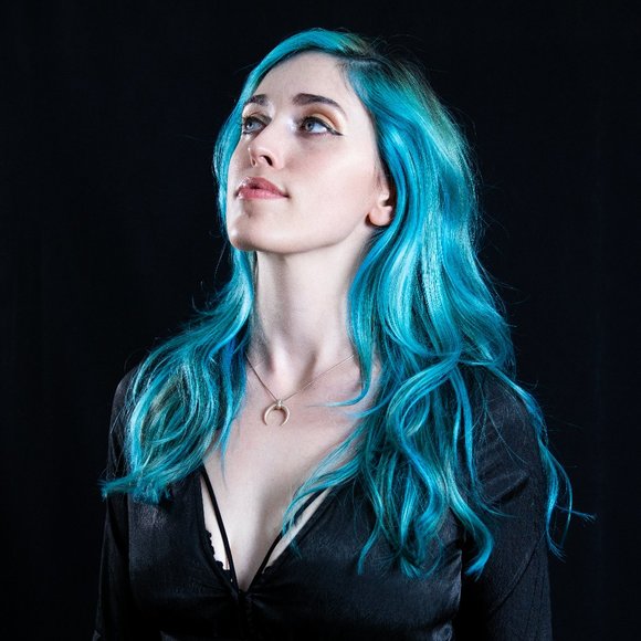 Meet your Posher, Emily - Picture 9 of 9